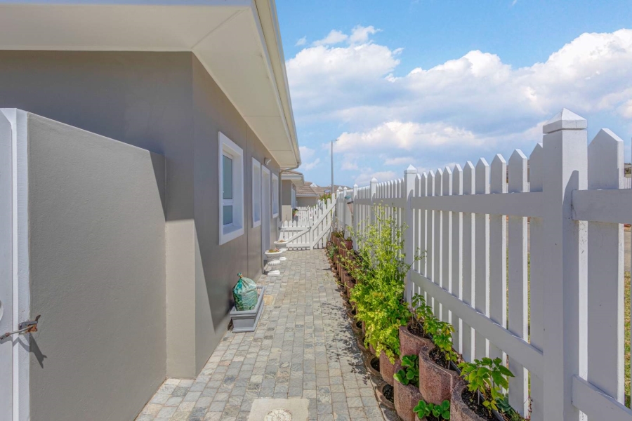 1 Bedroom Property for Sale in Hunters Estate Western Cape